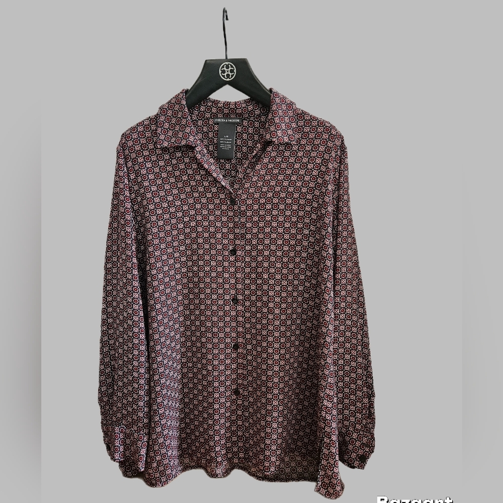 Men's Patterned Button-Up Shirt